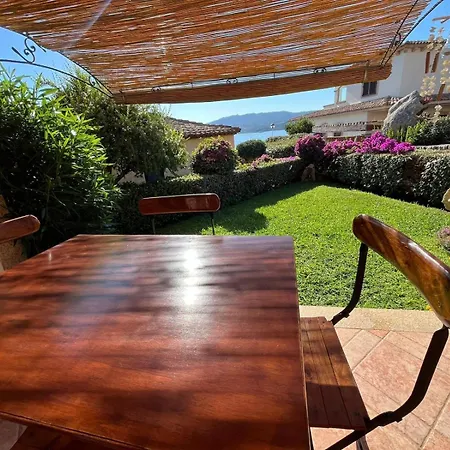 Casa de Férias Vacanze La Conia *